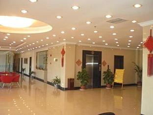 Yichen Pudong Airport Hotel Sanghaj Kültér fotó